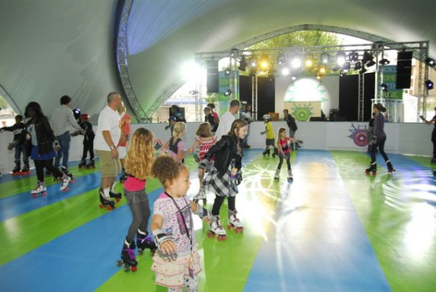 Roller blades near me image